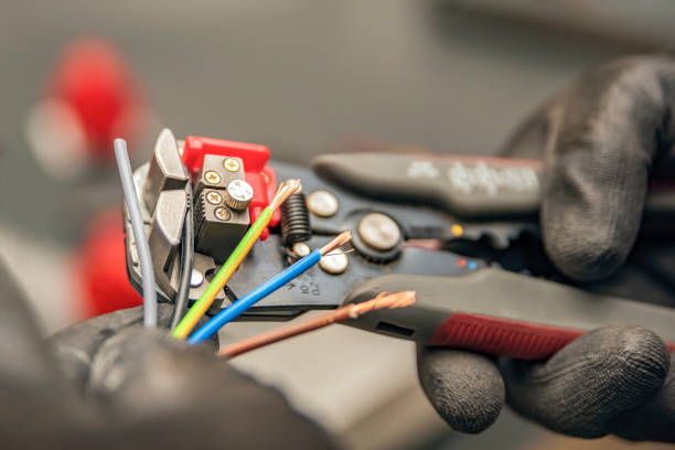 Best Affordable Emergency Electrician  in Mountain Road, VA